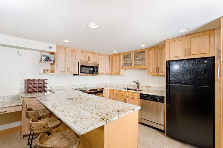 The Crestwood Condominiums