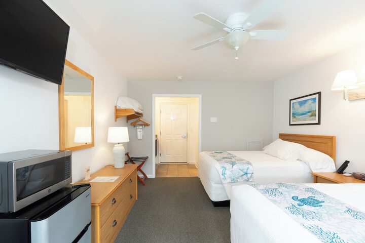 Ocracoke Harbor Inn