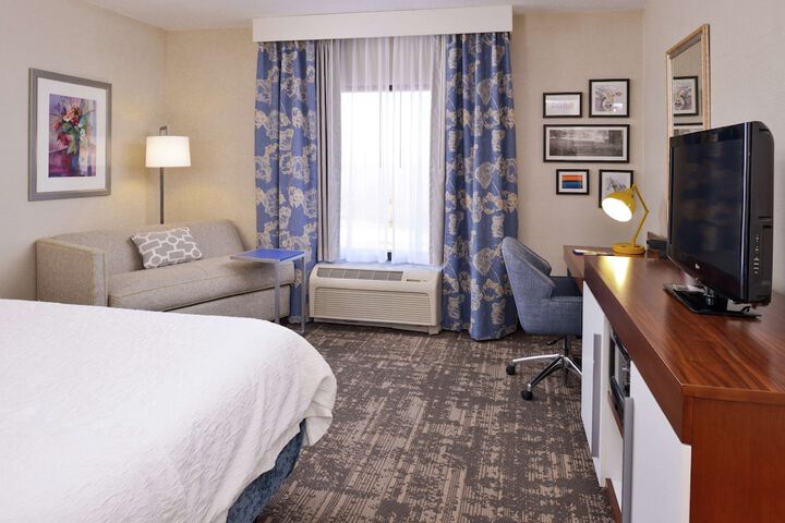 Room 15 of 68