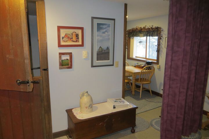 Room 18 of 32