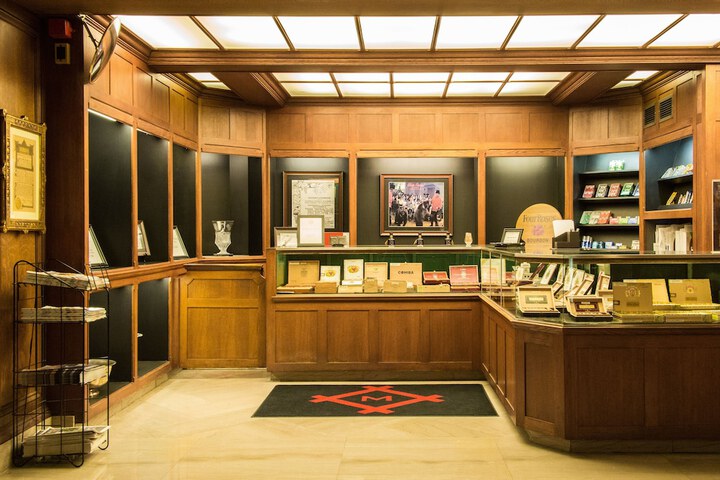 Gift Shop 55 of 57