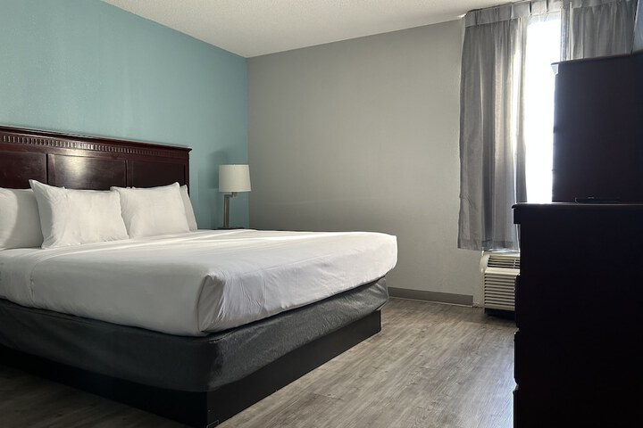 Room 25 of 82