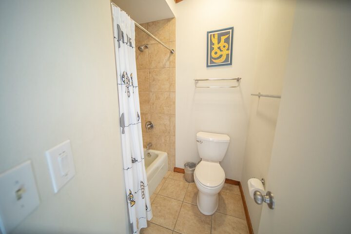 Room 62 of 68