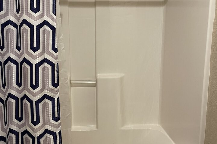 Room 46 of 62