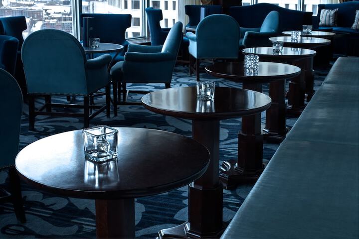 Lounge 57 of 75