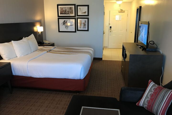 Room 39 of 61