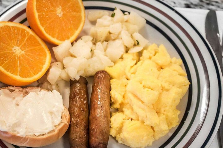 Breakfast/Coffee Service 20 of 21