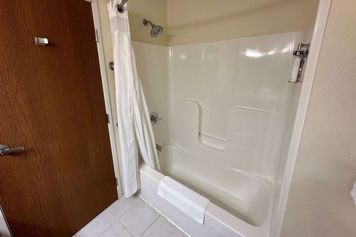 Room 42 of 51