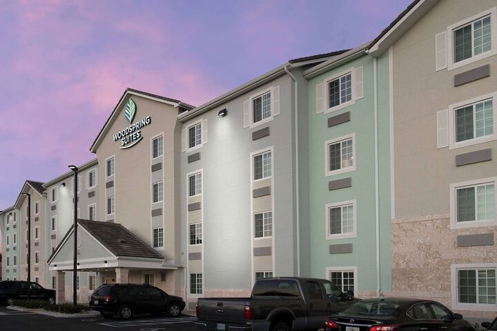 Hotel 4 of 34