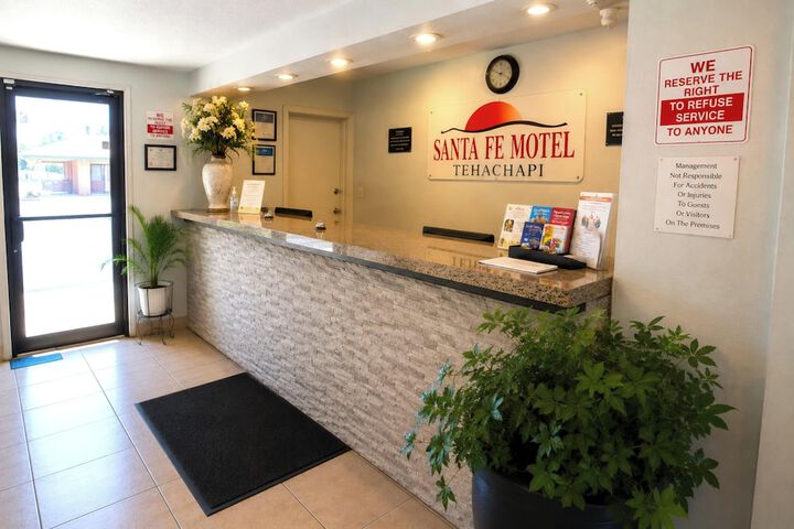 Santa Fe Motel Tehachapi by Hotel O