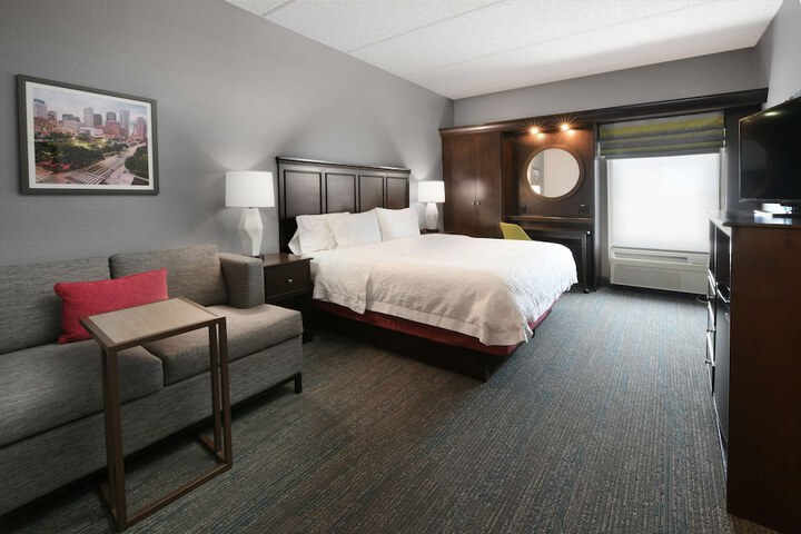 Room 17 of 43