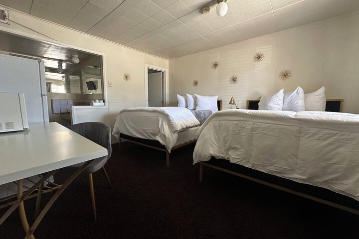Room 7 of 25