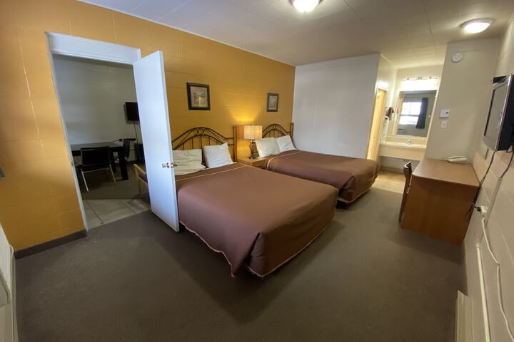 Room 10 of 30