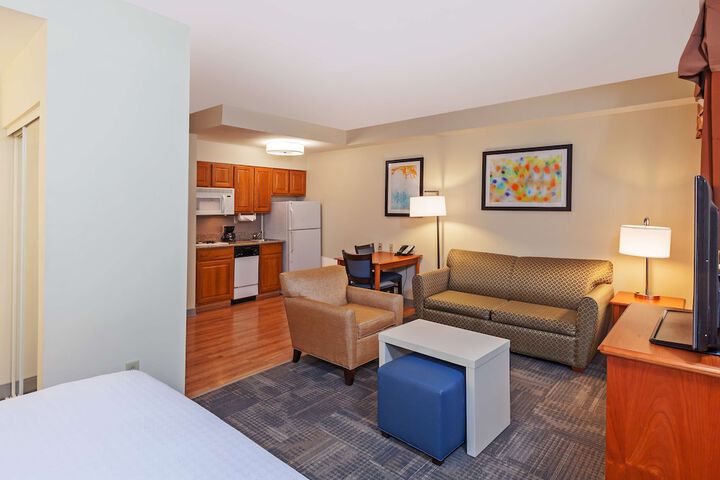 Room 16 of 35