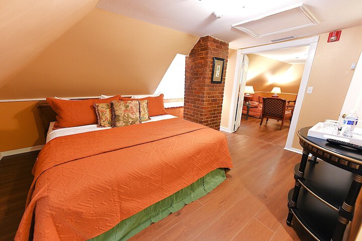 Room 16 of 68