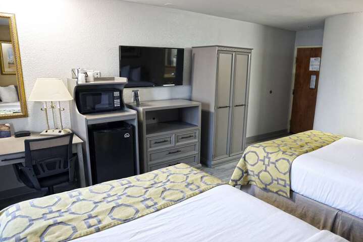 Room 107 of 124