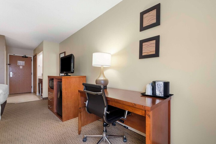 Room 56 of 89