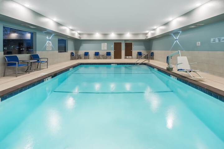 Pool 8 of 36