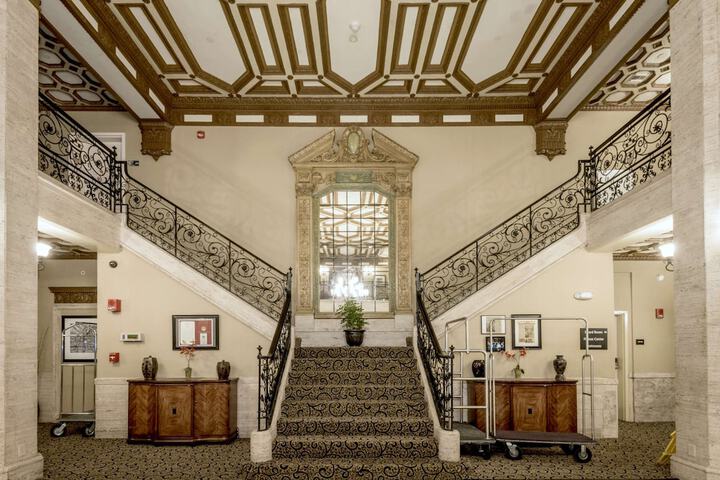 Hampton Inn & Suites Montgomery-Downtown