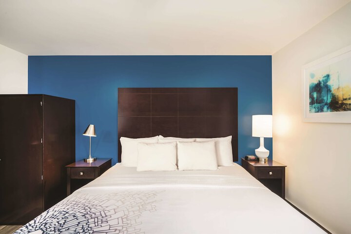 Room 13 of 29