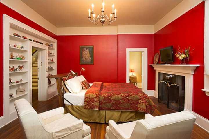 Room 32 of 58