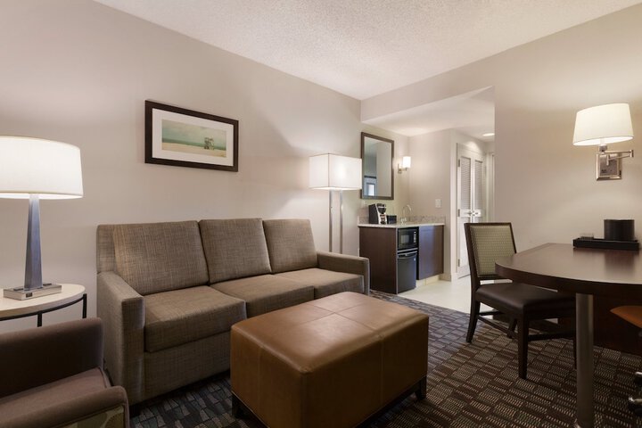 Room 44 of 92