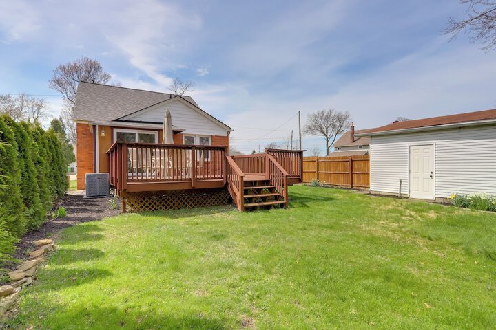 Walk to Lake Erie: Chic Home Private Yard & Deck