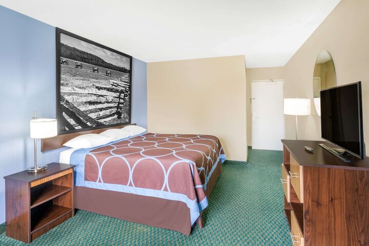 Room 43 of 52