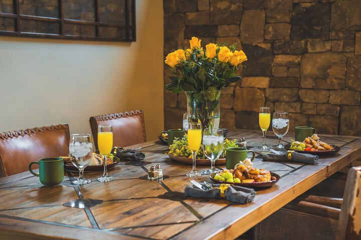 The Dogwood Inn