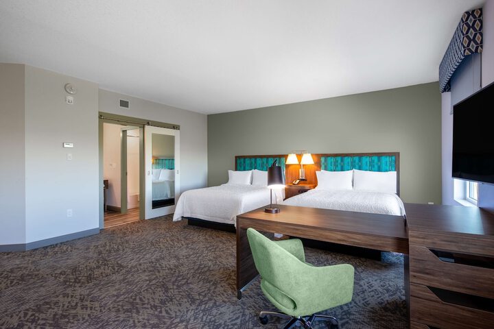 Room 30 of 50