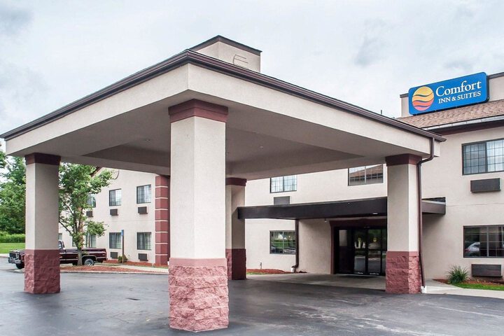 Hotel 2 of 27