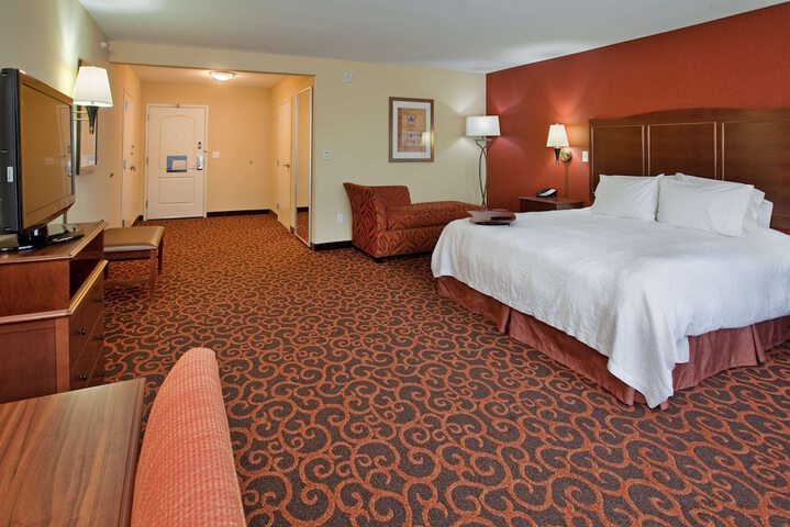 Room 16 of 32