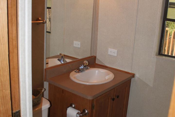 Room 34 of 64