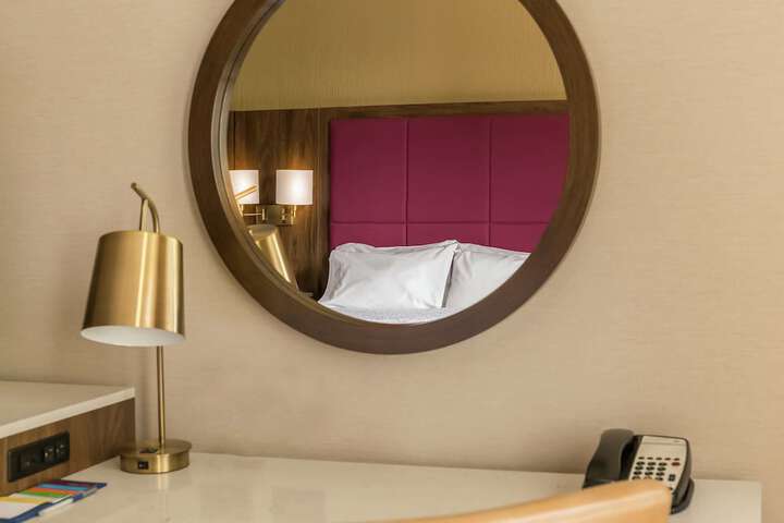 Room 18 of 35