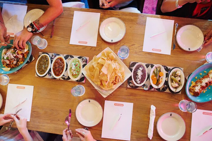 Dining 41 of 51