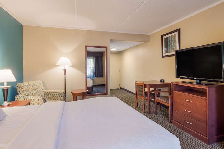 Room 15 of 41