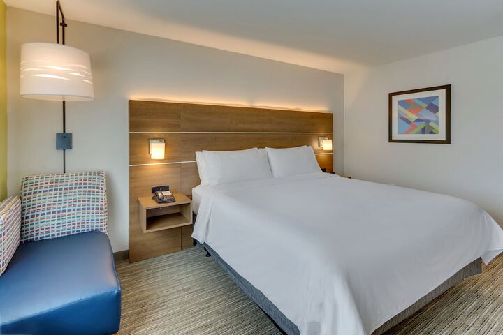 Room 21 of 79