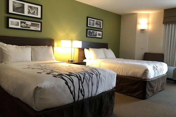 Room 30 of 72