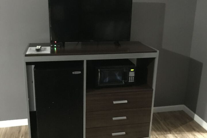 Room 46 of 68