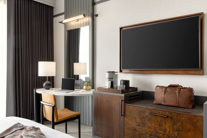 Valley Hotel Homewood Birmingham Curio Collection by Hilton
