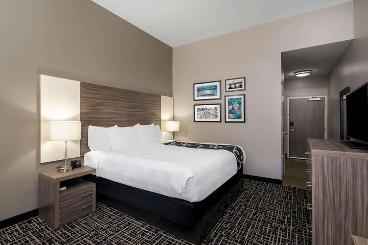 Room 26 of 31