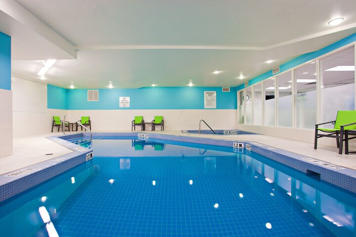 Holiday Inn & Suites Winnipeg Downtown by IHG
