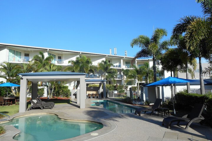 Pool 4 of 55