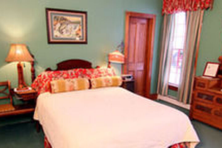 Washington Irving Inn