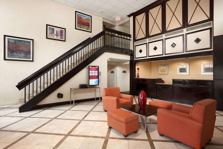 Hotel Interior 5 of 33