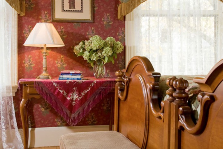 Berry Manor Inn