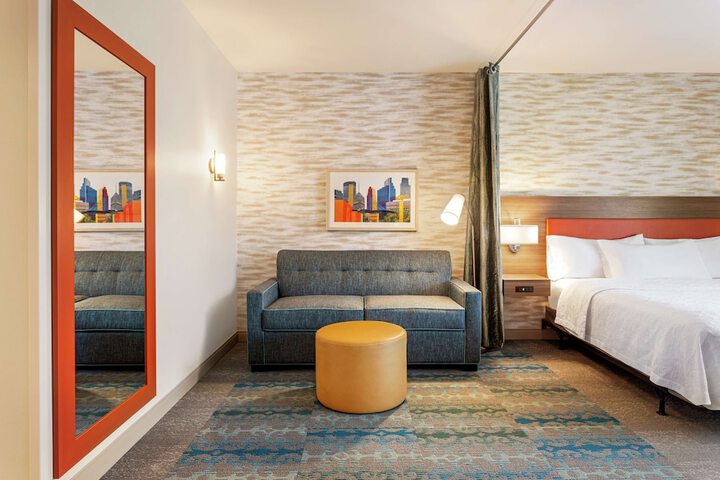 Room 18 of 37