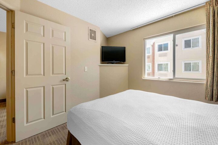 Room 25 of 26