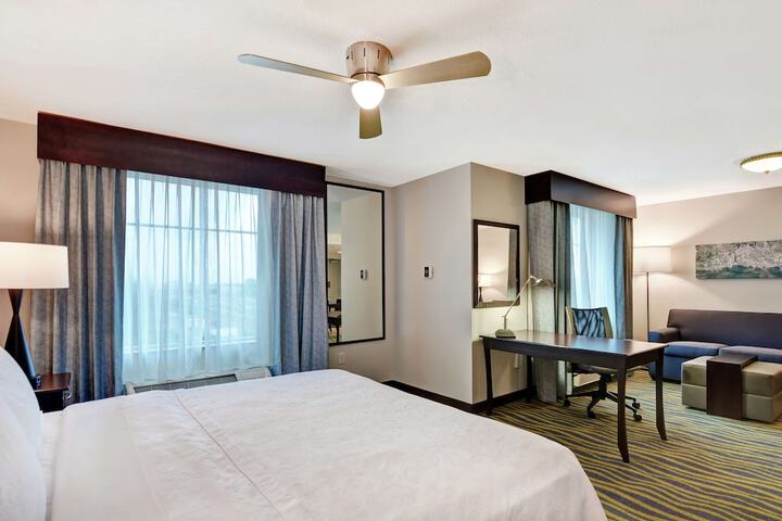 Room 38 of 53