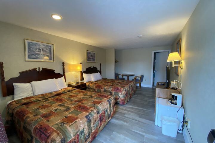 Economy Lodge